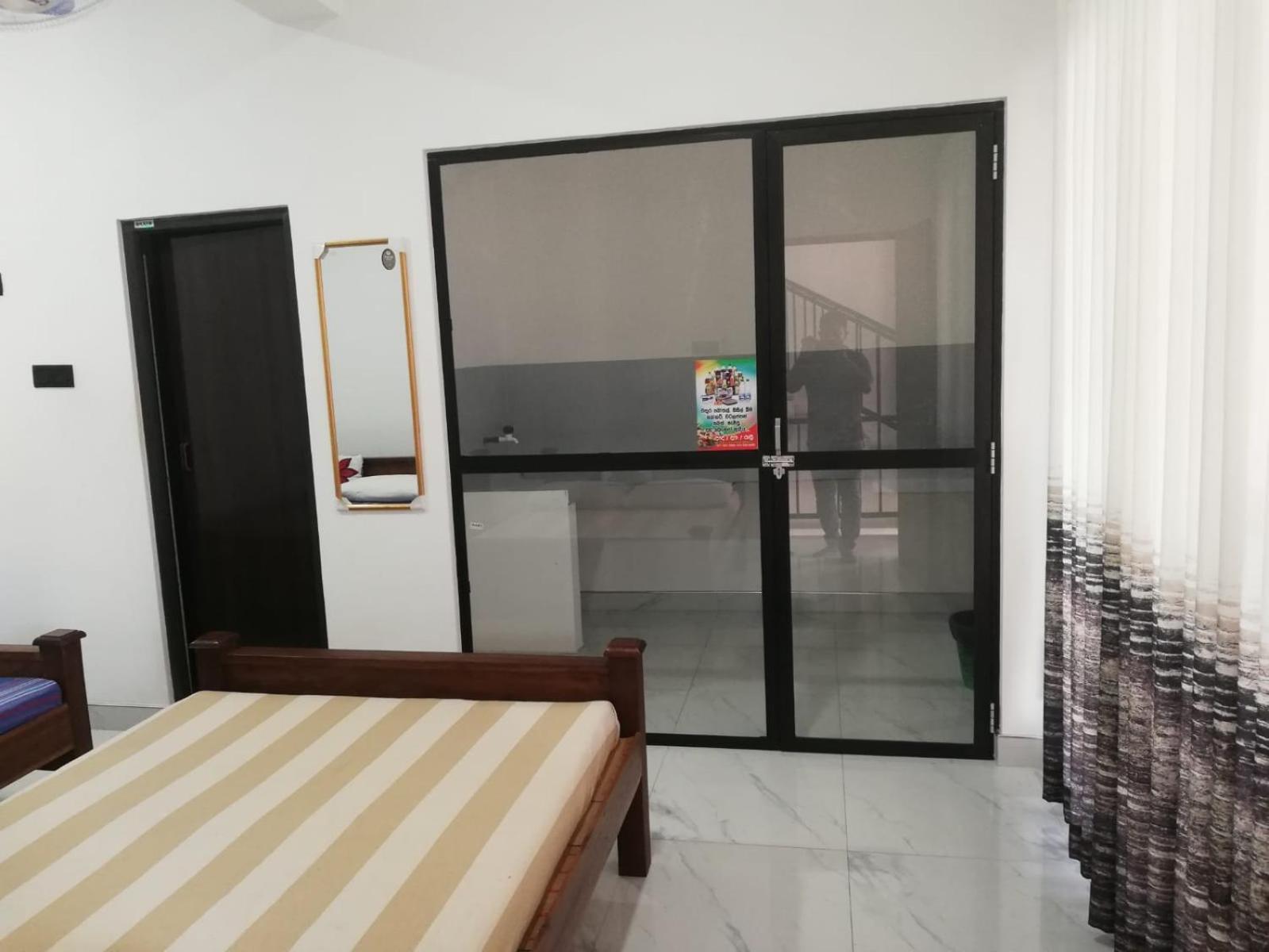 David Villa Anuradhapura Exteriör bild