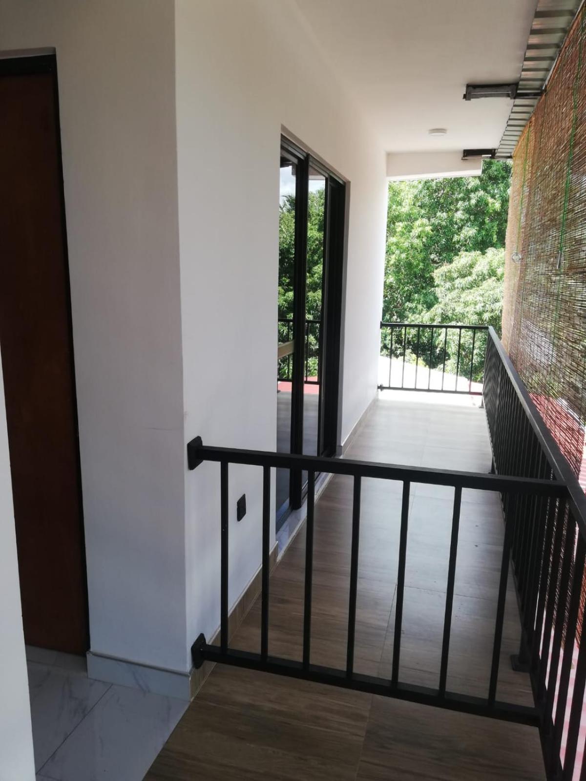 David Villa Anuradhapura Exteriör bild